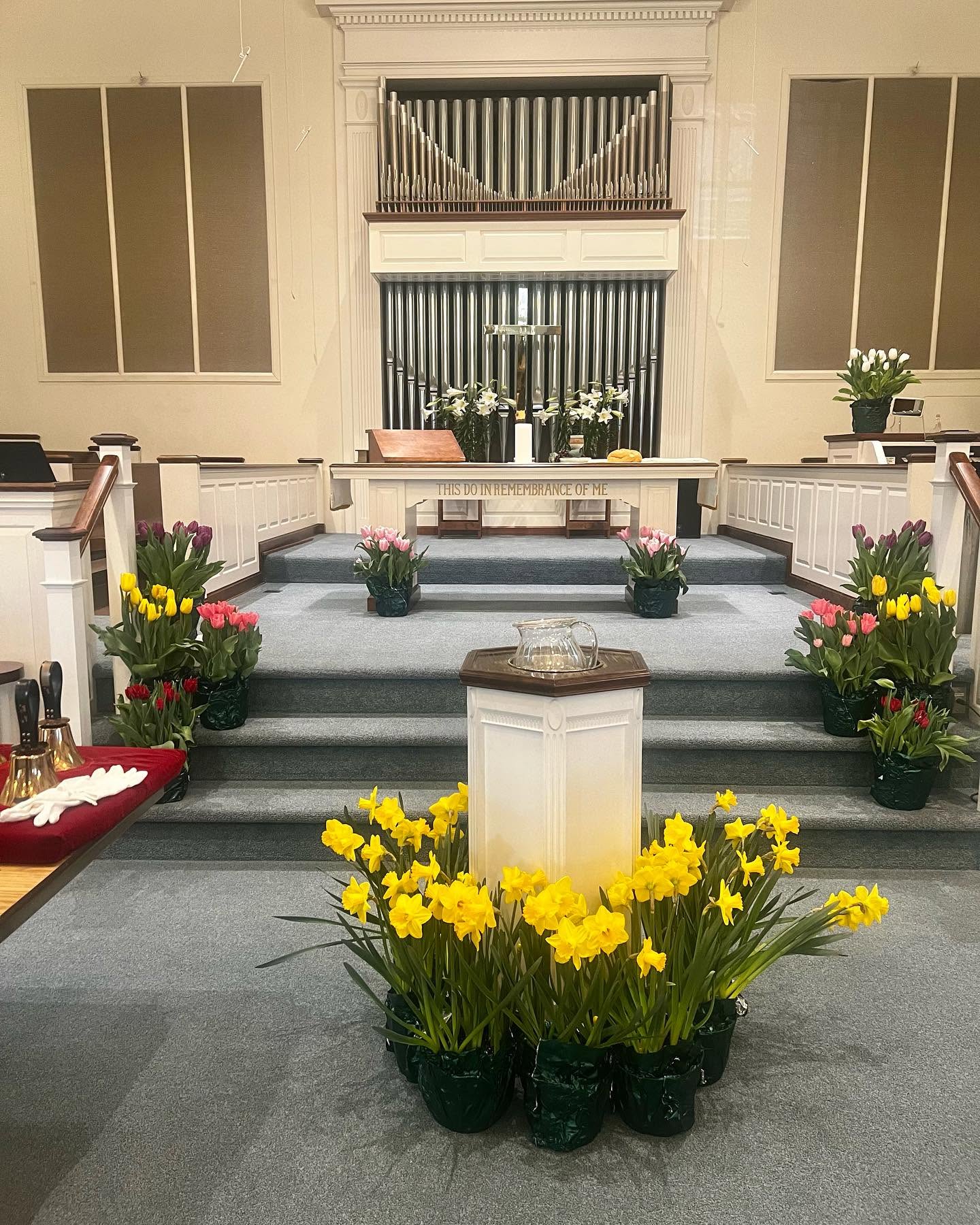 Worship at Abundant Life